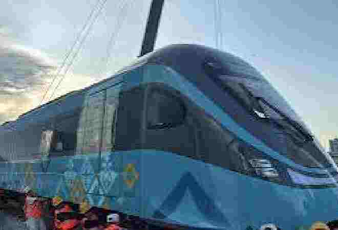 Будущие операторы поездов LRT из Астаны проходят обучение в Китае