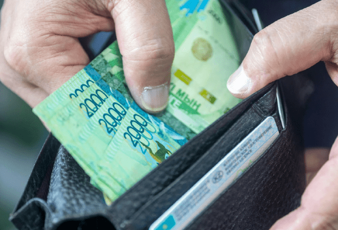 Долги по зарплате в 1,2 млрд тенге выплатили работникам в Казахстане