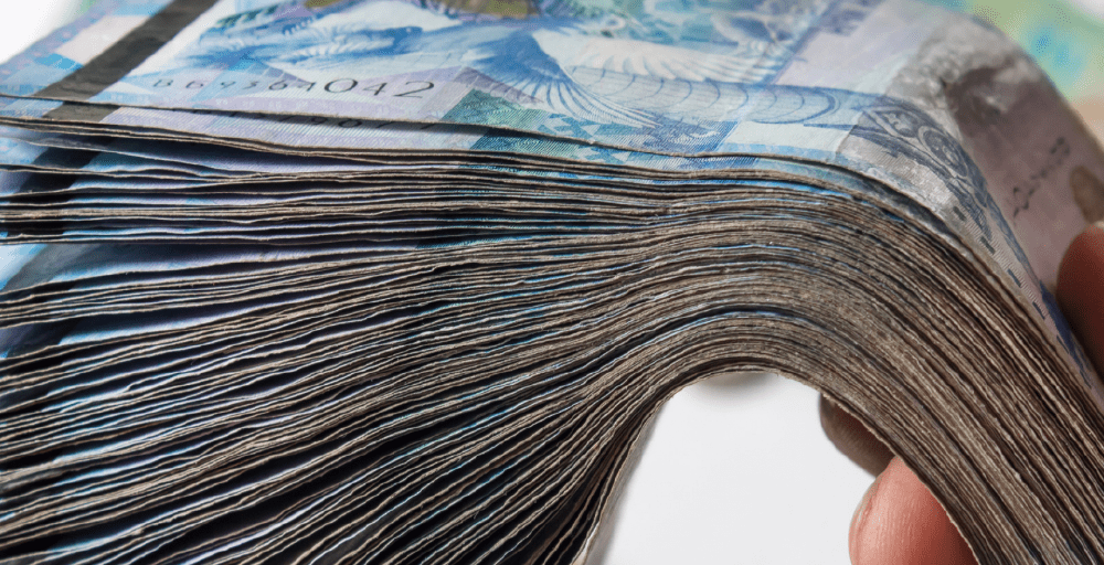 Микроқаржы ұйымдары жарты жылда 49,5 млрд теңге таза пайда тапты