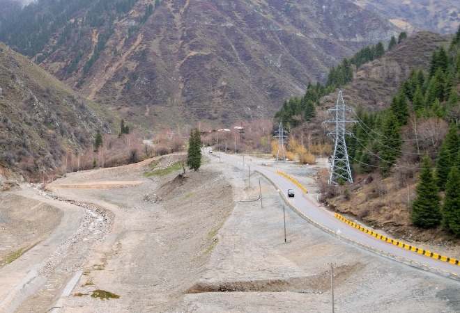 Соединяющую Алматы с Иссык-Куль дорогу открыли в Кыргызстане