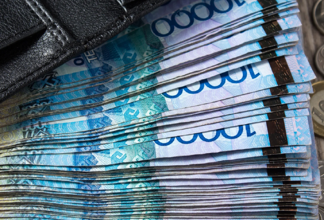 Более 2,2 млрд тенге задолжали казахстанцам работодатели