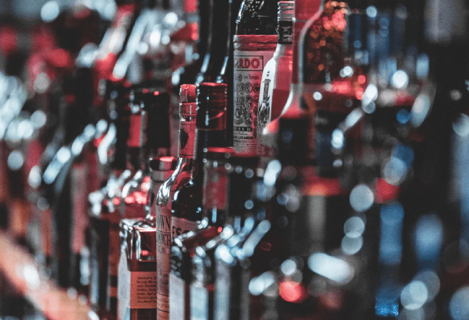 Запрет на онлайн-доставку алкоголя рассматривают в Казахстане