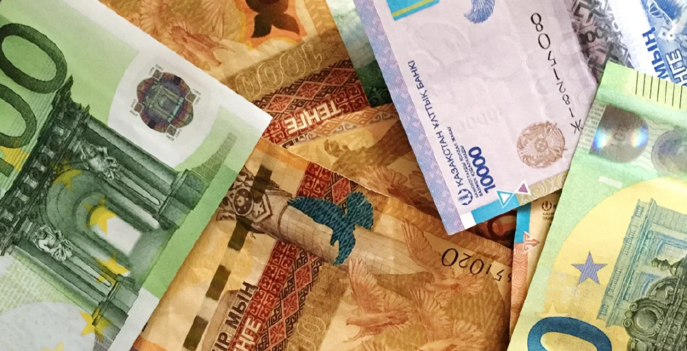 50 мың доллардан көп ақша айыртастағандарды салық органдары тексеруі мүмкін