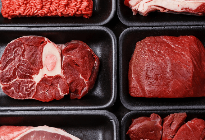 Изменятся ли цены на мясо перед Новым годом, рассказали в Минсельхозе