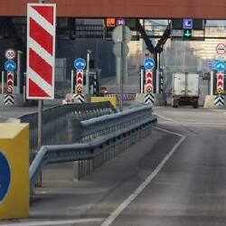 Минтранспорта РК планирует смягчить правила оплаты на платных дорогах