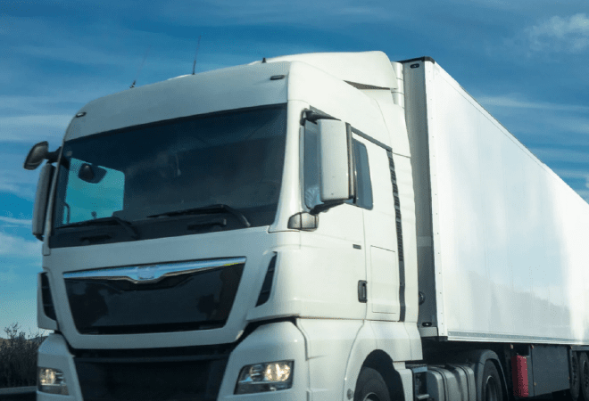 Спецналог для большегрузов в Казахстане может снизить рост цен на бетон