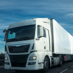 Спецналог для большегрузов в Казахстане может снизить рост цен на бетон