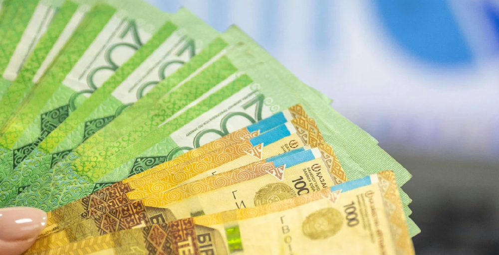 Астана мен Атырау республикалық бюджетке аударымын азайтты 