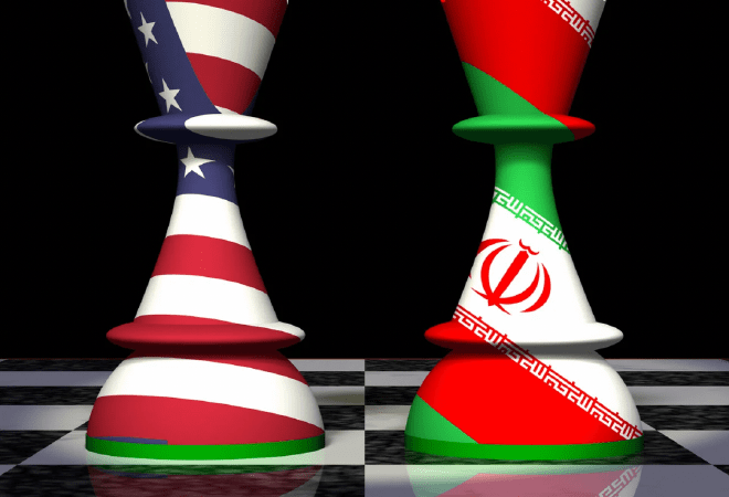 Военный конфликт США с Ираном приведет к росту цен на нефть - эксперт