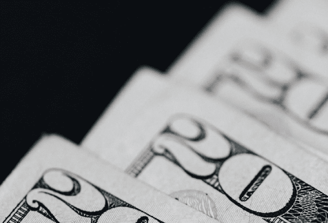 Апта аяғында доллар бағамы қайтадан 501 теңгеге түсті  