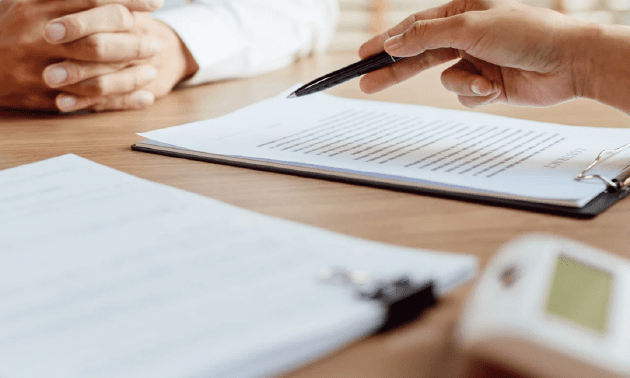 Президент Казахстана потребовал развивать страхование и рынок ценных бумаг