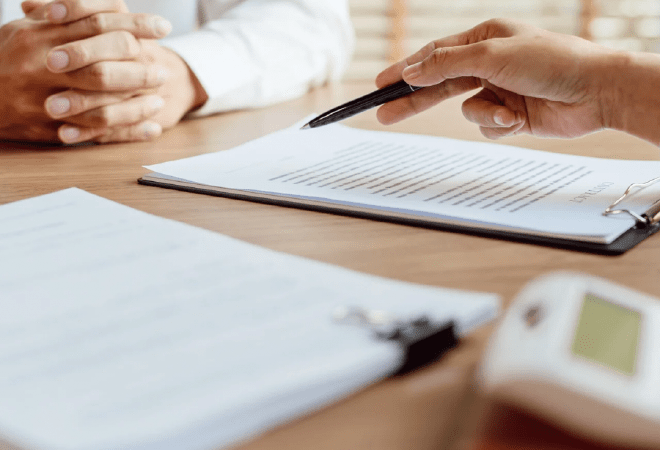 Президент Казахстана потребовал развивать страхование и рынок ценных бумаг