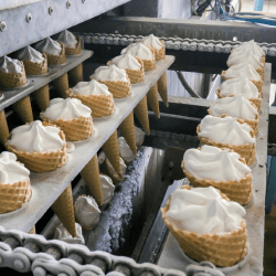 Экспорт казахстанского мороженого впервые превысил импорт