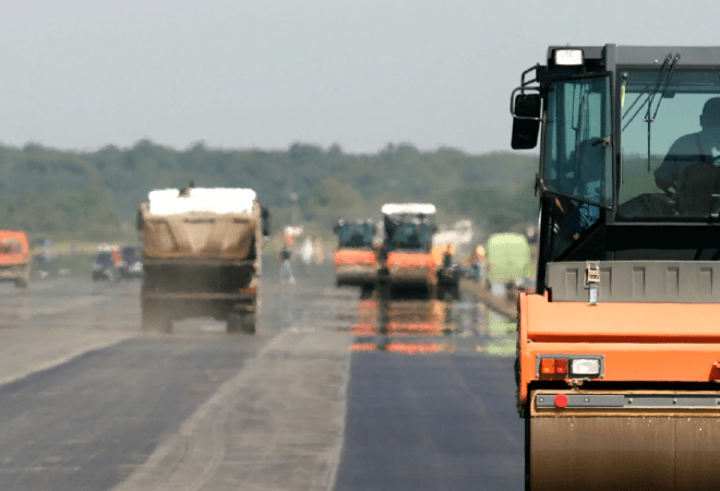 Строительство 1 км дороги в Казахстане стоит 500 млн