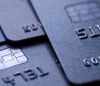 Ипотека под 25% и потребкредиты под 40%: время копить или брать заемы?