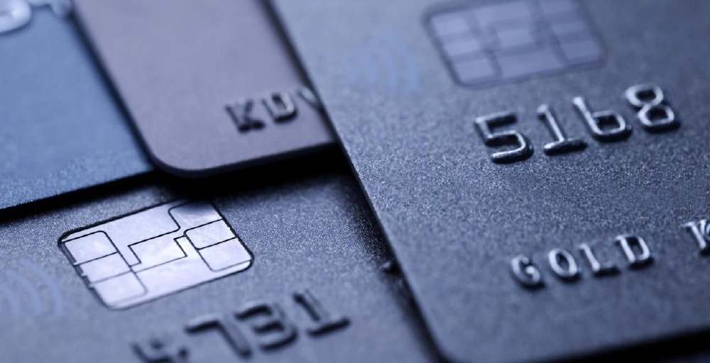 Ипотека под 25% и потребкредиты под 40%: время копить или брать заемы?