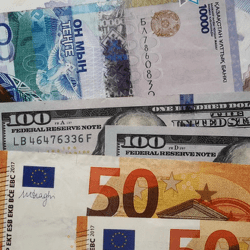 Тенге колеблется на уровне валют развитых стран &mdash; Нацбанк