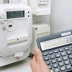 Более 3,1 млрд тенге вернут жителям Карагандинской области за комуслуги