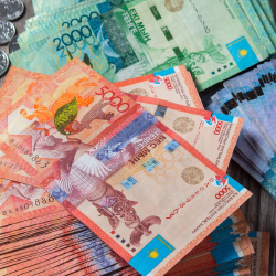 Активы ЕНПФ снизились на 258 млрд тенге