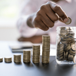 Казахстанские компании выплатили пенсии 105 тысячам иностранцев