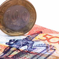 Тенге укрепился почти на 4% за месяц, Нацбанк не проводил интервенции