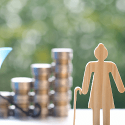 Пенсию начнут начислять казахстанцам без заявления