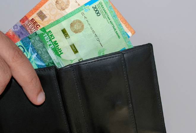 Қазақстанда ең төменгі жалақы 150 теңгеге дейін жетуі мүмкін 