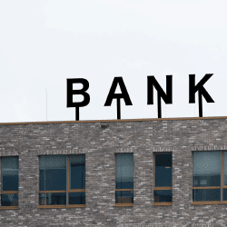 Қазақстан банктерінің таза пайдасы үш ай қатарынан азайып келеді