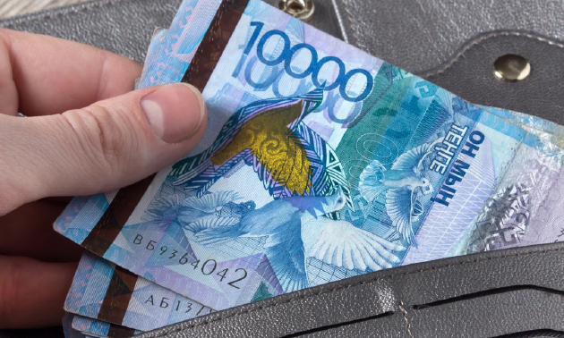 Задолженность по зарплате в Казахстане снизилась на 36%