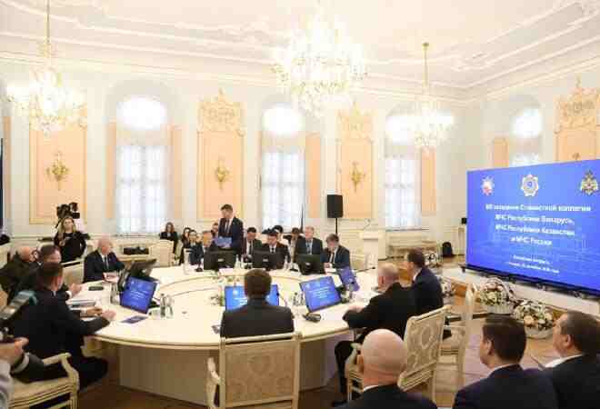 Казахстан представил роботизированную и беспилотную технику