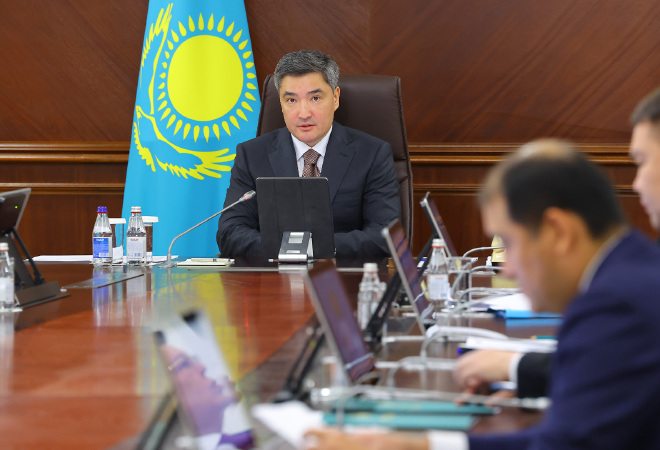 Жылыту маусымы: Олжас Бектенов әкімдерге дайындықты жеделдетуді тапсырды